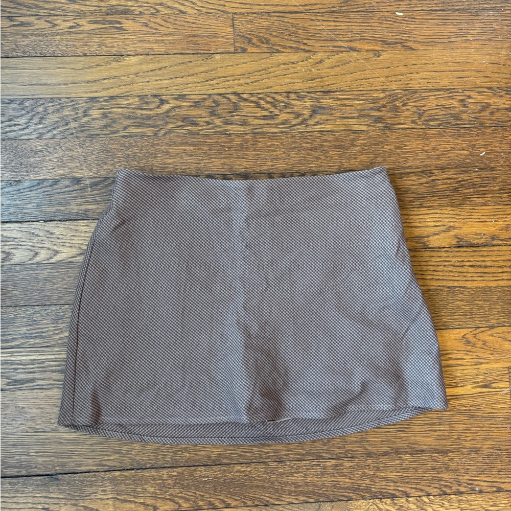 Classic Textured Mini Skirt in Brown
